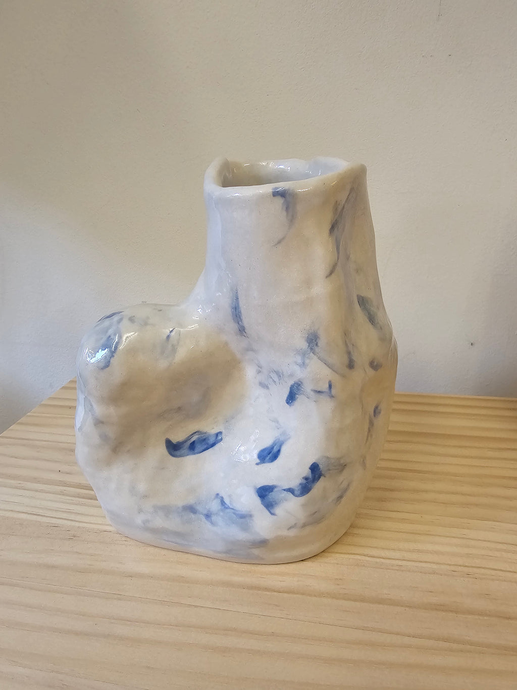 Cloud Vase 002