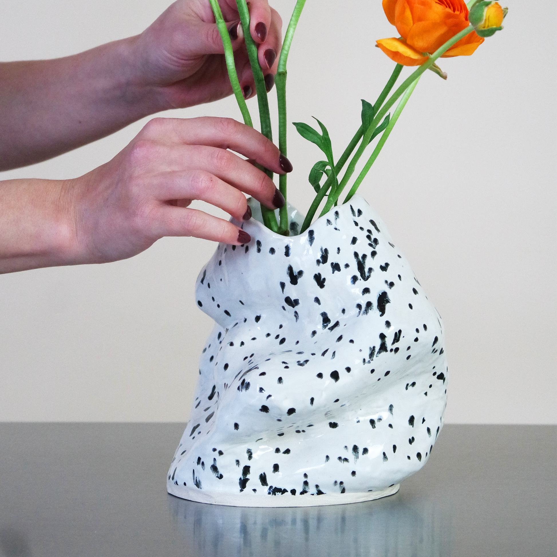 Inka Ceramic Vase 003 - Black/White